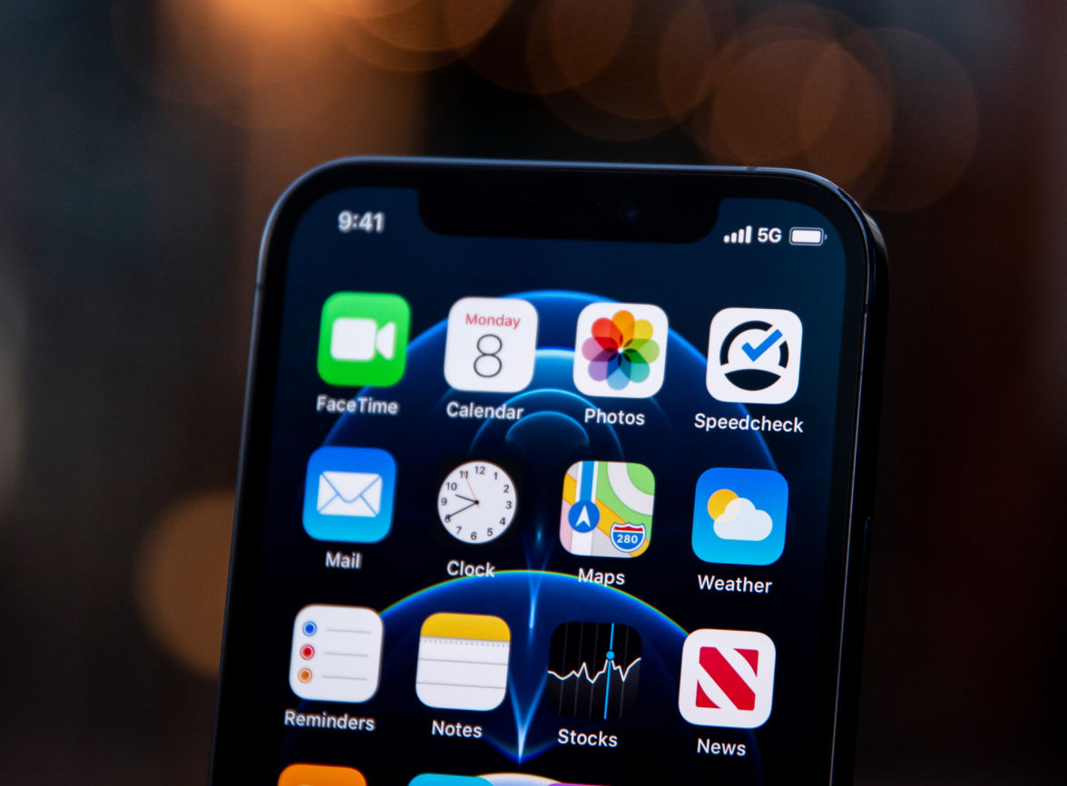咸宁苹果手机维修分享为什么 iPhone 12 在冬季会自动关机 